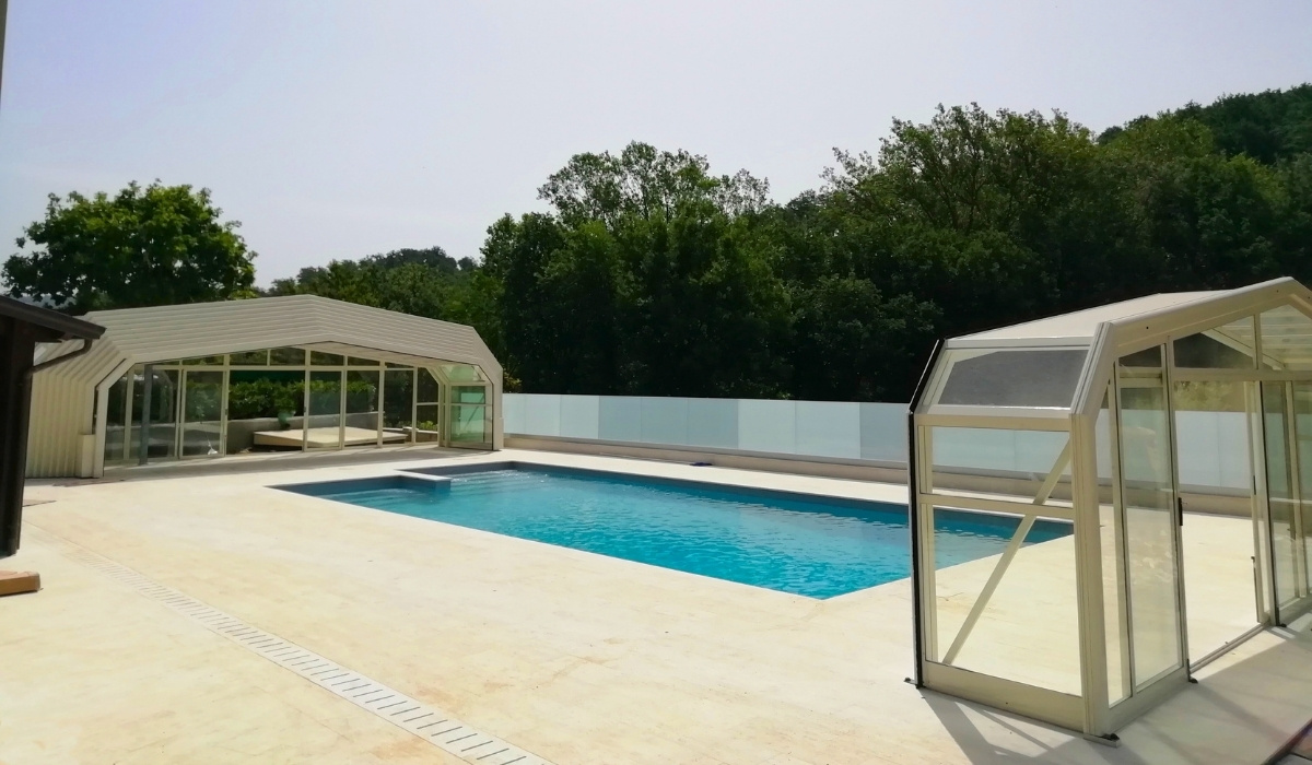 Copertura piscina telescopica a Perugia
